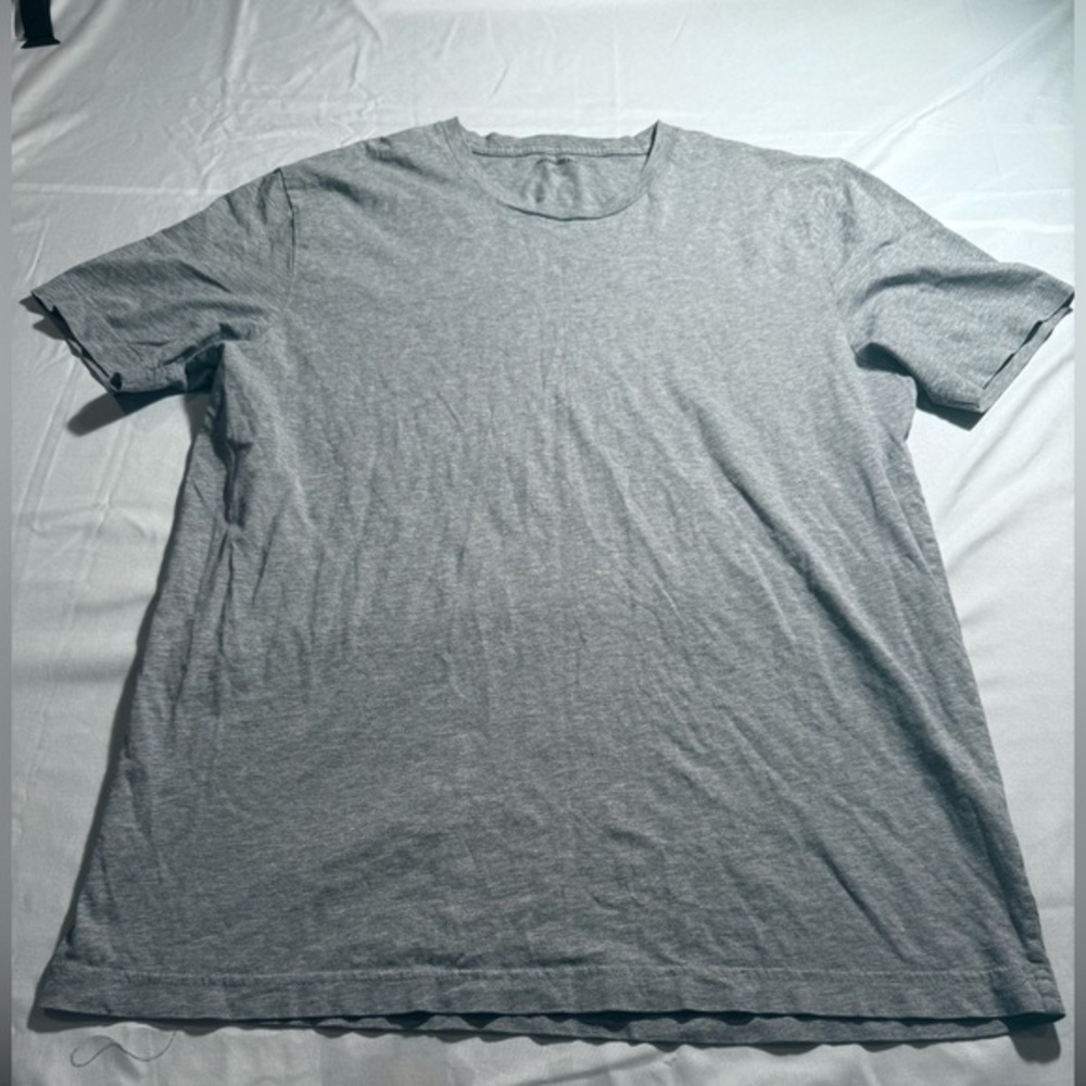 Goodthreads Gray Short Sleeve Tee - Picture 1 of 8